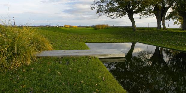 zwemvijver hennuyeres.jpg